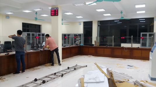 VNC hoàn thiện sản xuất, cung cấp lắp đặt hệ thống xếp hàng tự động cho Trung tâm hành chính công thành phố Vĩnh Yên