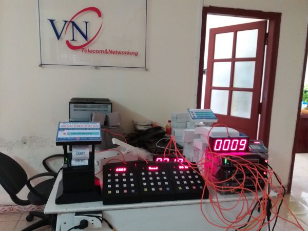 VNC hoàn thiện sản xuất, cung cấp lắp đặt hệ thống xếp hàng cho bệnh viện Hải An - Hải Phòng