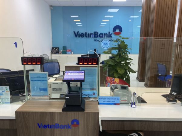 VNC hoàn thiện sản xuất, lắp đặt hệ thống xếp hàng tự động PGD Hai Bà Trưng CN Viettinbank Lê Chân - Hải Phòng