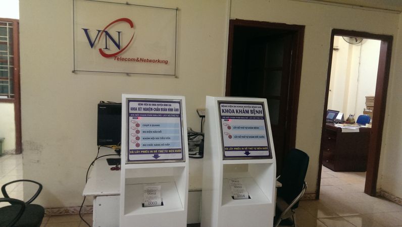 VNC hoàn thiện sản xuất, cung cấp máy in số thứ tự dạng Kiosk cho PK Việt Đức - Kim Sơn - Ninh Bình