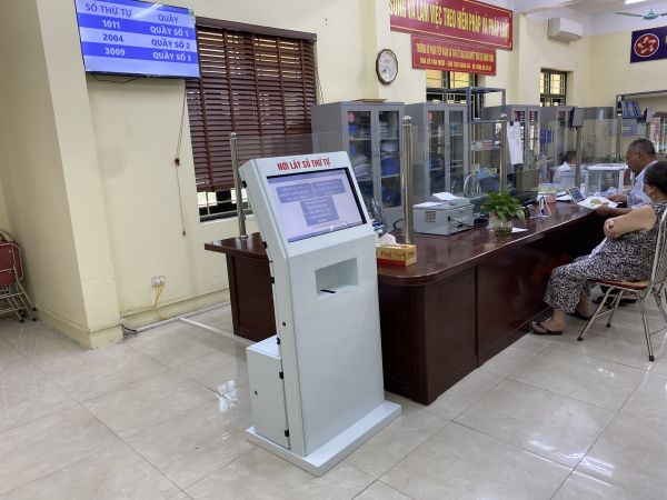 VNC QMS SOFT hoàn thiện sản xuất cung cấp lắp đặt hệ thống xếp hàng tự động tại bộ phận 1 cửa tại xã Tân Hội, UBND huyện Đan Phượng - Hà Nội
