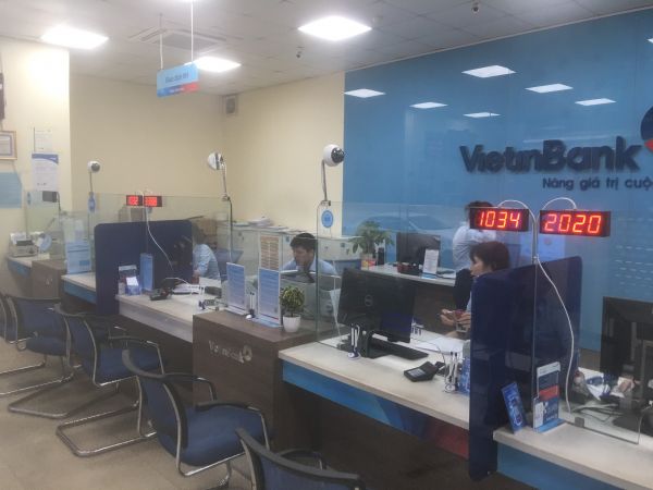 VNC QMS hoàn thiện sản xuất, cung cấp lắp đặt hệ thống xếp hàng tự động cho PGD Bình Phú - CN Vietinbank tây Hà Nội