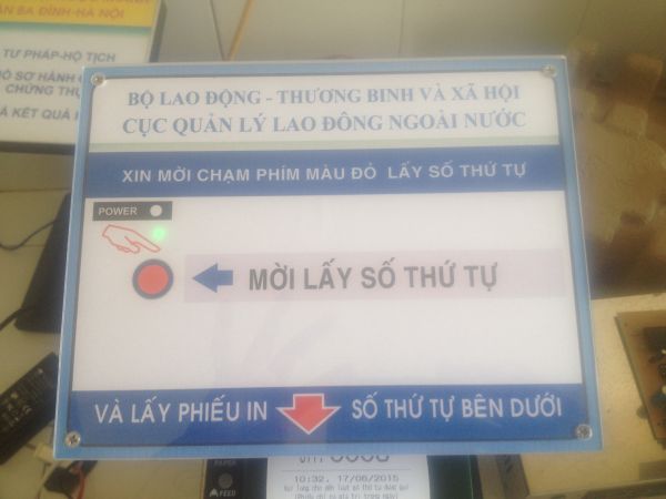 VNC hoàn thiện sản xuất, lắp đặt hệ thống xếp hàng tự động cho bộ phận quản lý người nước ngoài